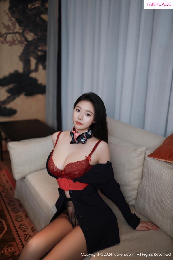 安然Maleah  [XiuRen]高清写真图 2024.07.30 No.8942 安然anran 黑丝美腿第36张图片